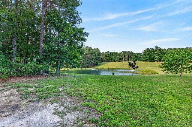635 Seven Mile Ridge Rd, Indian Mound, TN 37079