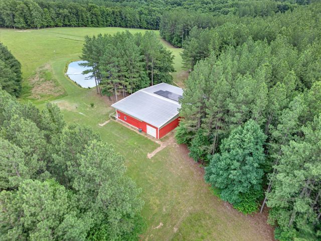 635 Seven Mile Ridge Rd, Indian Mound, TN 37079