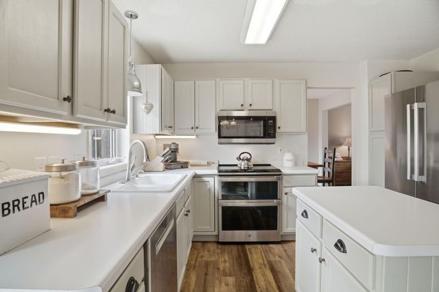 9440 Jergen Place S, Cottage Grove, MN 55016