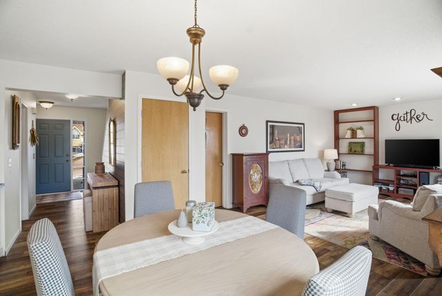 9440 Jergen Place S, Cottage Grove, MN 55016