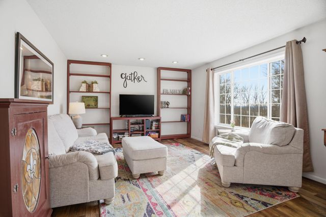 9440 Jergen Place S, Cottage Grove, MN 55016