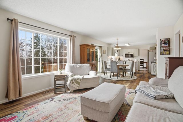 9440 Jergen Place S, Cottage Grove, MN 55016