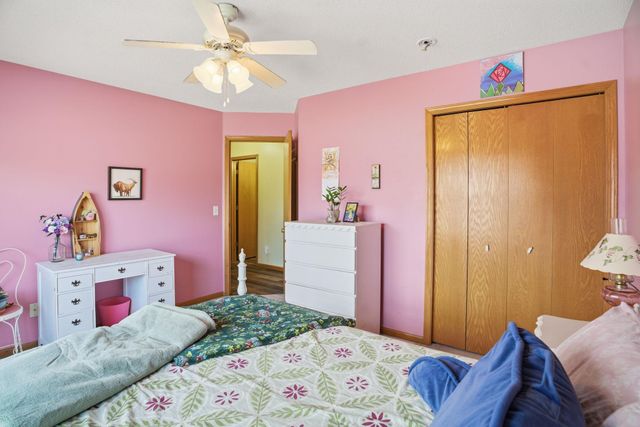 9440 Jergen Place S, Cottage Grove, MN 55016