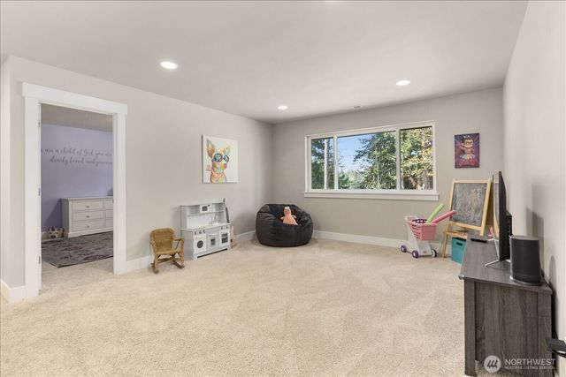18602 55th Street SE, Snohomish, WA 98290