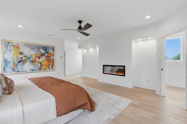 4009 Finis Lane, Dallas, TX 75212