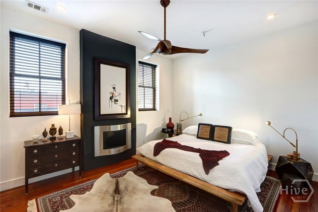 9 W York Street 306, Savannah, GA 31401