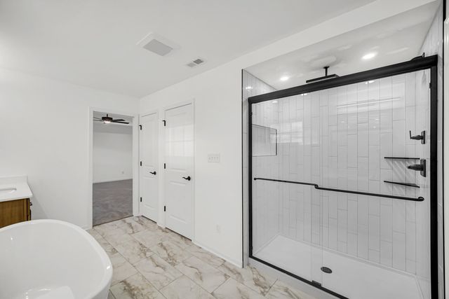 714 Druim Trail, Crown Point, IN 46307