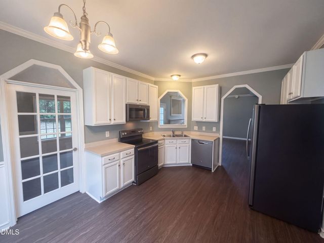 8213 Marshall Brae Drive, Raleigh, NC 27616