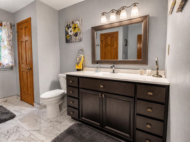 5324 Johnson Street, Merrillville, IN 46410