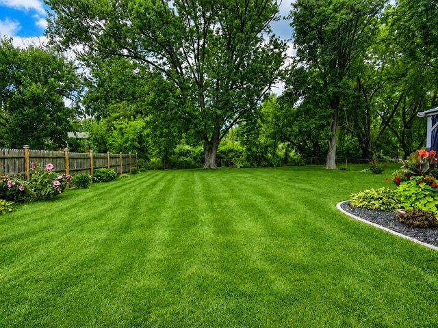5324 Johnson Street, Merrillville, IN 46410