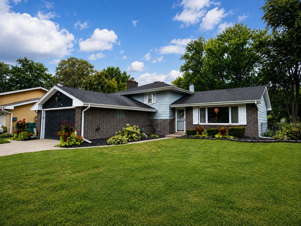 5324 Johnson Street, Merrillville, IN 46410
