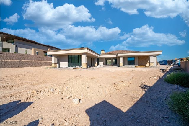 20 Olympia Canyon Way, Las Vegas, NV 89141