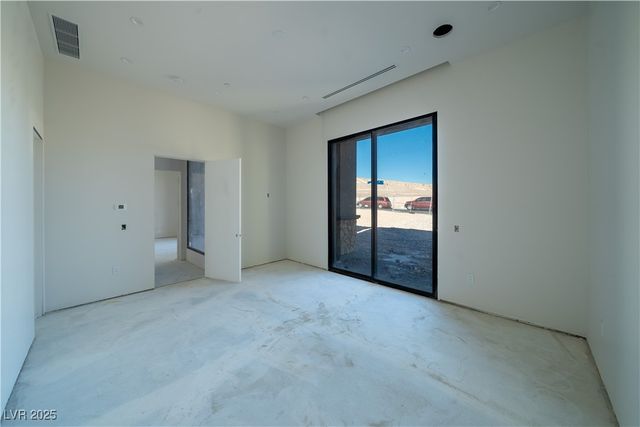 20 Olympia Canyon Way, Las Vegas, NV 89141