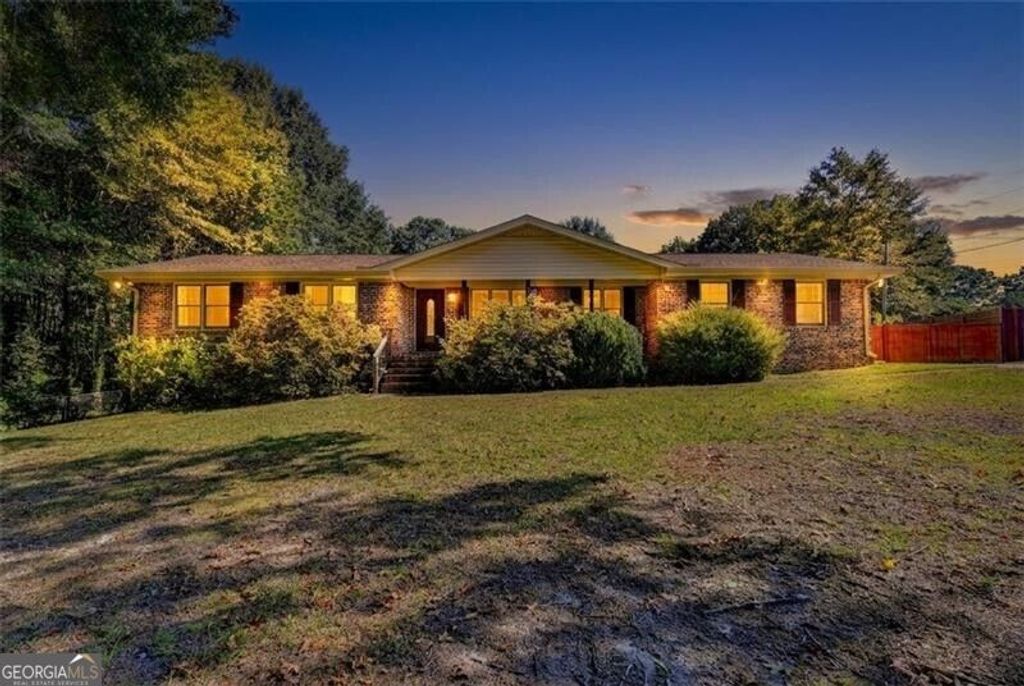 2926 Elizabeth Lane, Snellville, GA 30078 — exterior