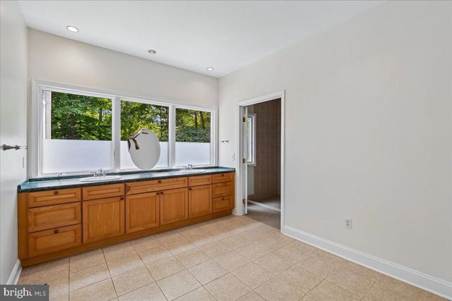 126 GILBERT CT, Edgewater, MD 21037