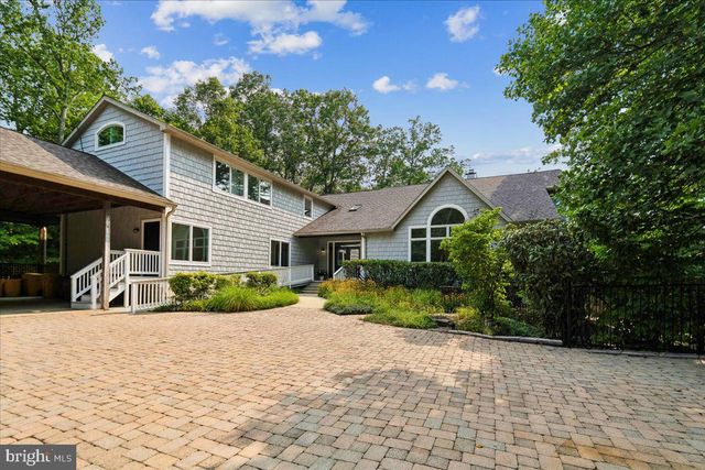 126 GILBERT CT, Edgewater, MD 21037
