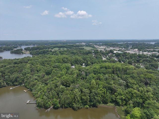 126 GILBERT CT, Edgewater, MD 21037