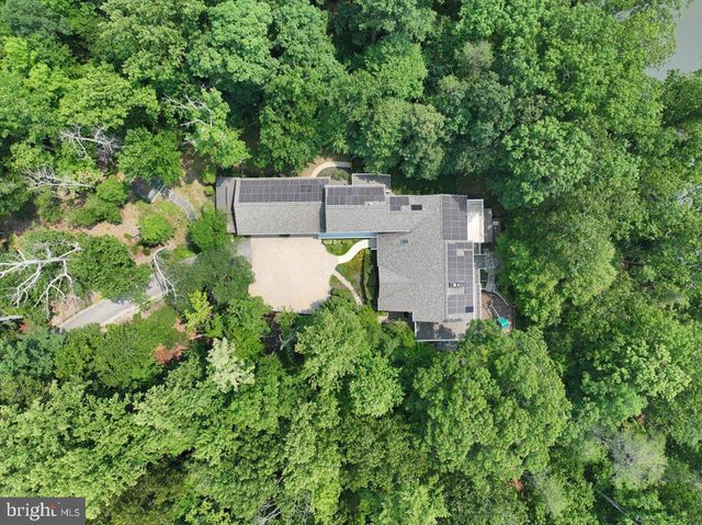 126 GILBERT CT, Edgewater, MD 21037