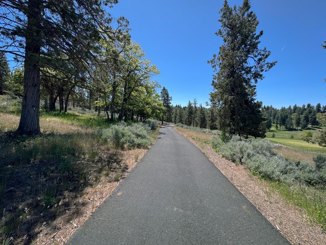 Kestrel Road Lot 569, Klamath Falls, OR 97601