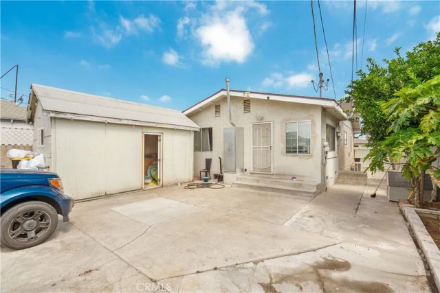1206 E Cruces, Wilmington, CA 90744