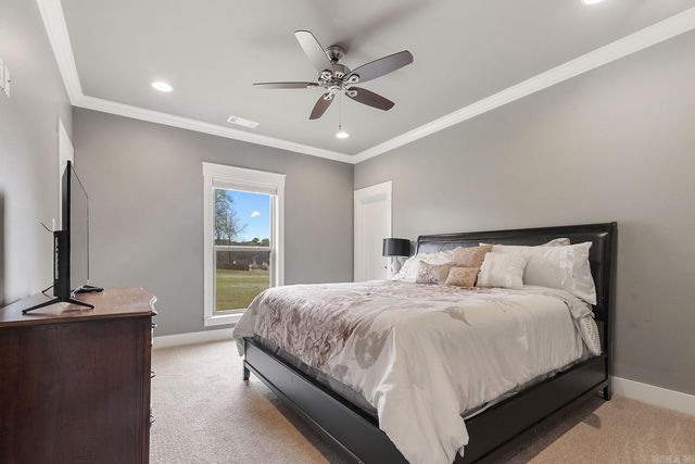 4033 Vineyard Way, Alexander, AR 72002