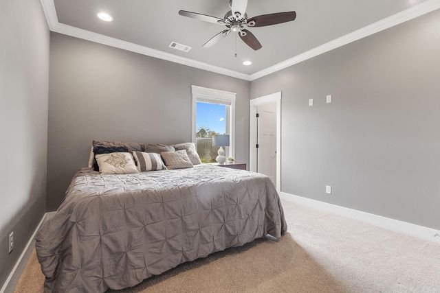 4033 Vineyard Way, Alexander, AR 72002