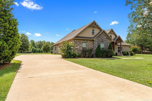 4033 Vineyard Way, Alexander, AR 72002