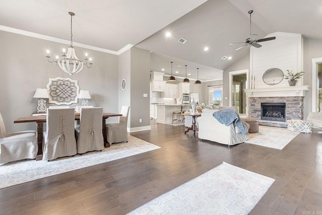 4033 Vineyard Way, Alexander, AR 72002