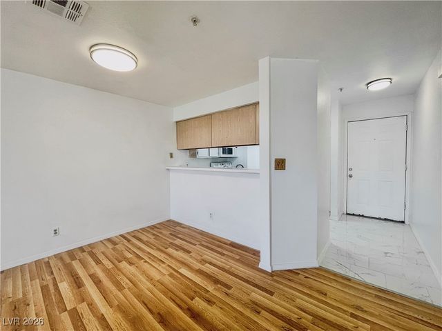 2044 Mesquite Lane 202, Laughlin, NV 89029