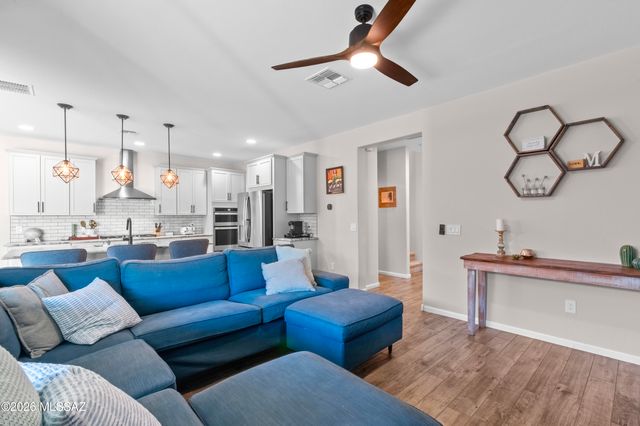 10268 E Encinas Trail, Tucson, AZ 85747