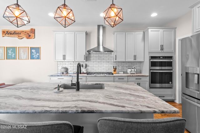 10268 E Encinas Trail, Tucson, AZ 85747