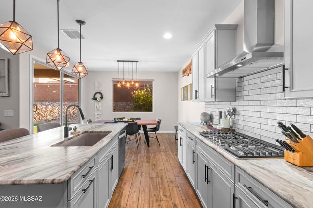 10268 E Encinas Trail, Tucson, AZ 85747