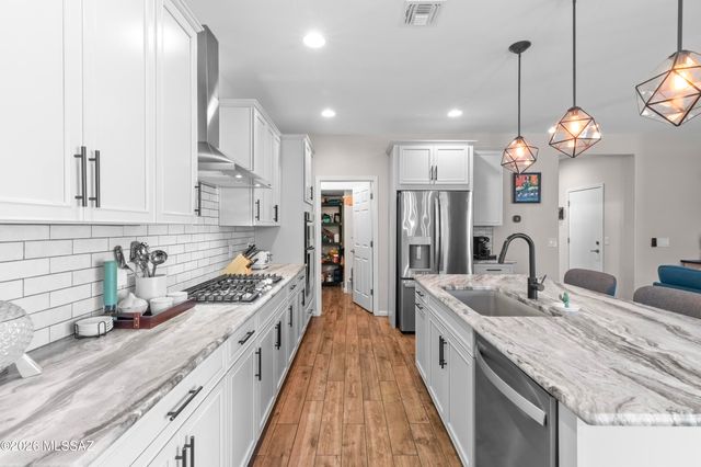 10268 E Encinas Trail, Tucson, AZ 85747