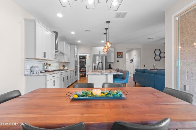 10268 E Encinas Trail, Tucson, AZ 85747