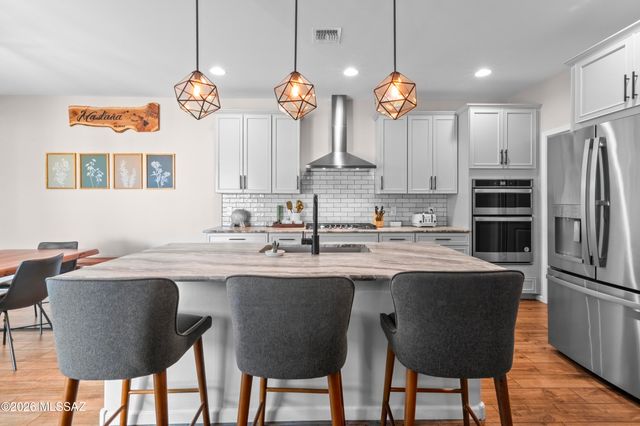 10268 E Encinas Trail, Tucson, AZ 85747