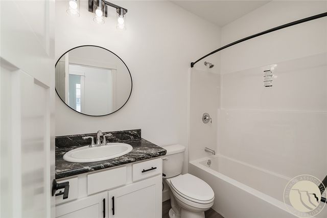 1218 Little River Loop E, Billings, MT 59106