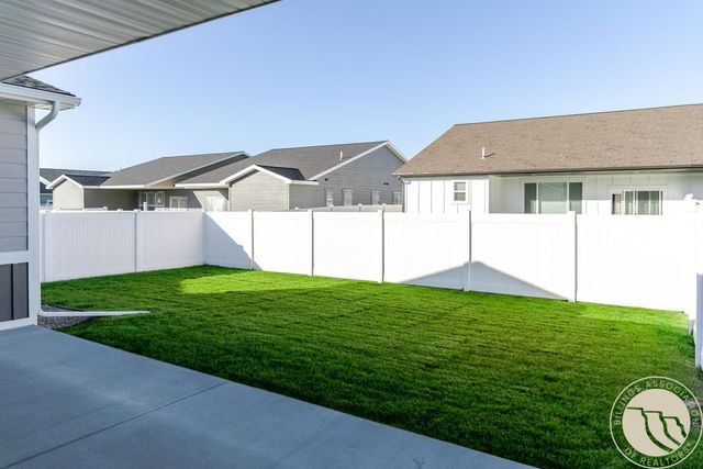 1218 Little River Loop E, Billings, MT 59106