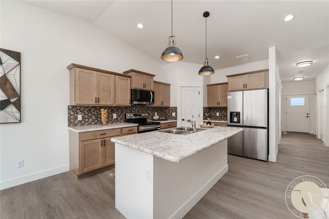 1218 Little River Loop E, Billings, MT 59106