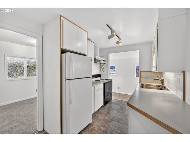 2028 Se BROOKLYN St, Portland, OR 97202