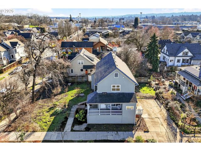 2028 Se BROOKLYN St, Portland, OR 97202