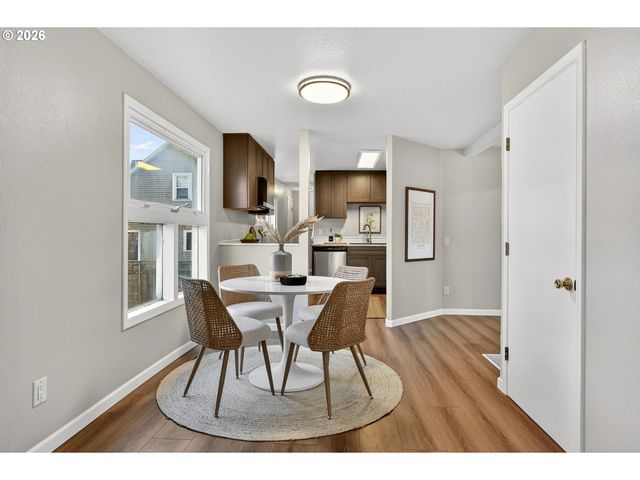 2028 Se BROOKLYN St, Portland, OR 97202