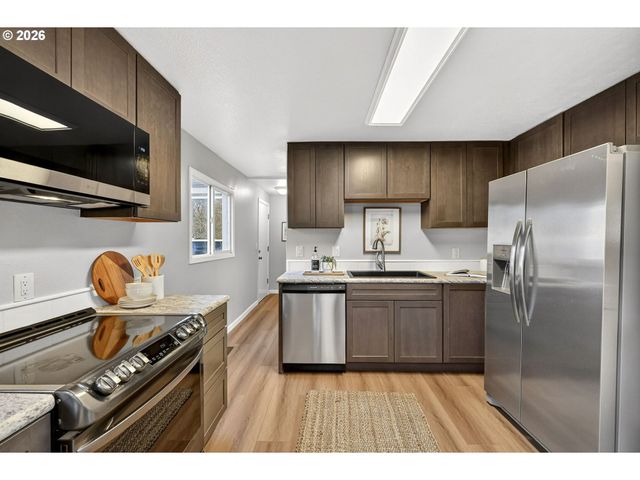 2028 Se BROOKLYN St, Portland, OR 97202