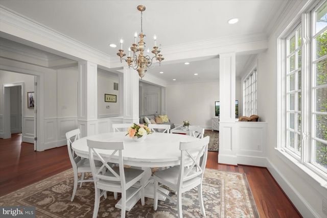 7506 PERSIMMON TREE LN, Bethesda, MD 20817