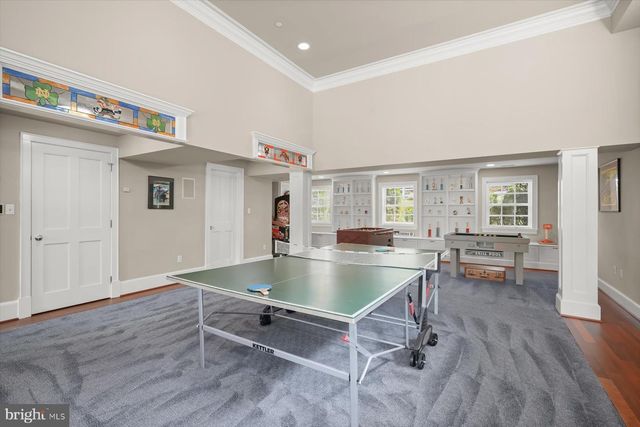 7506 PERSIMMON TREE LN, Bethesda, MD 20817