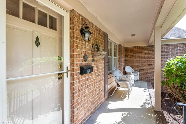 87 Waterview DR, Newport News, VA 23608