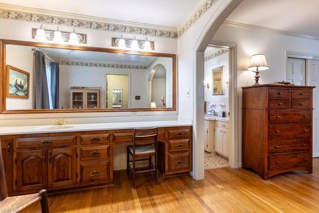 87 Waterview DR, Newport News, VA 23608