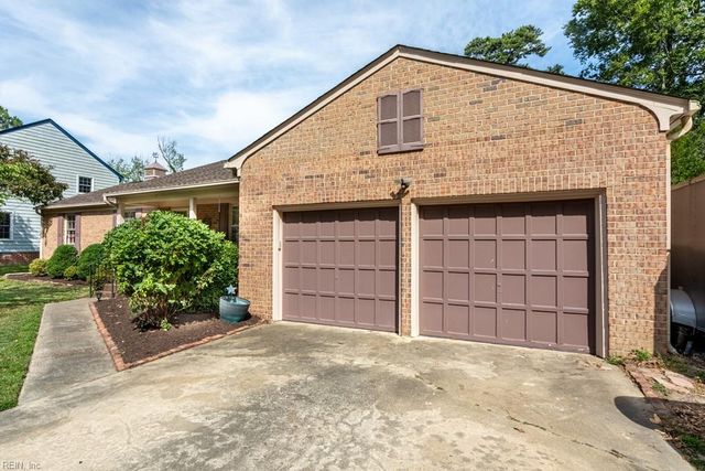 87 Waterview DR, Newport News, VA 23608