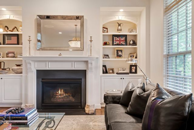 1803 Lowndes Ln, Brentwood, TN 37027