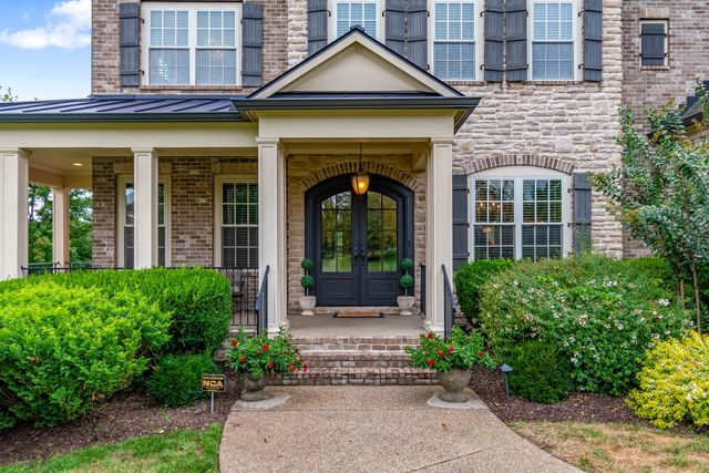 1803 Lowndes Ln, Brentwood, TN 37027