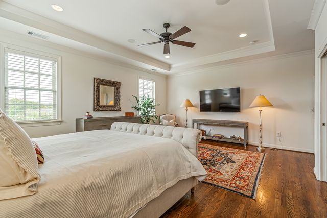 1803 Lowndes Ln, Brentwood, TN 37027